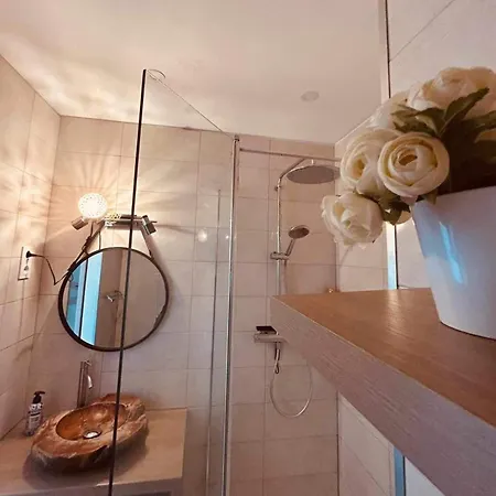 Appartement 7 Eden *